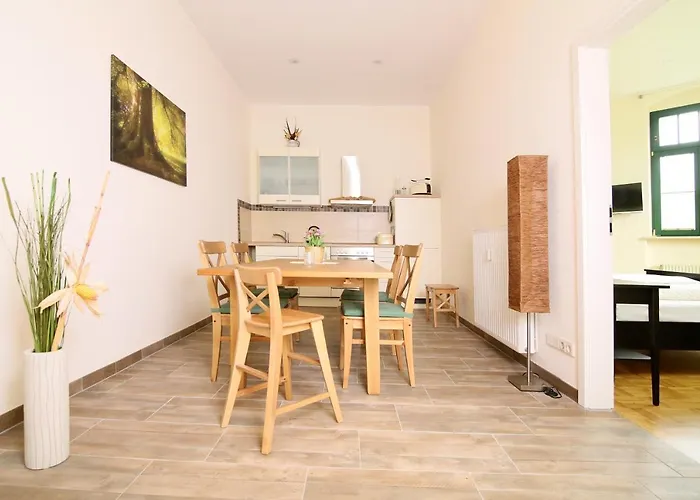 Kaitzbach-idylle * Dresden