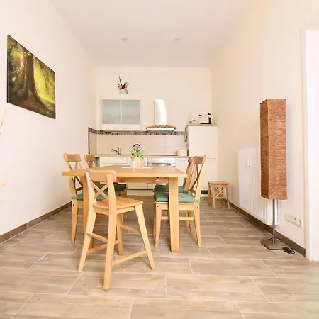 Kaitzbach-idylle * Dresden